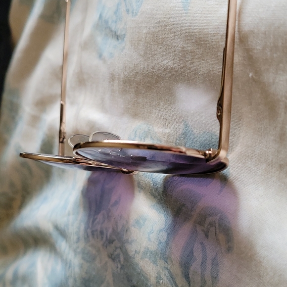 Roots gold frame blue lens sunglasses - Picture 3 of 5